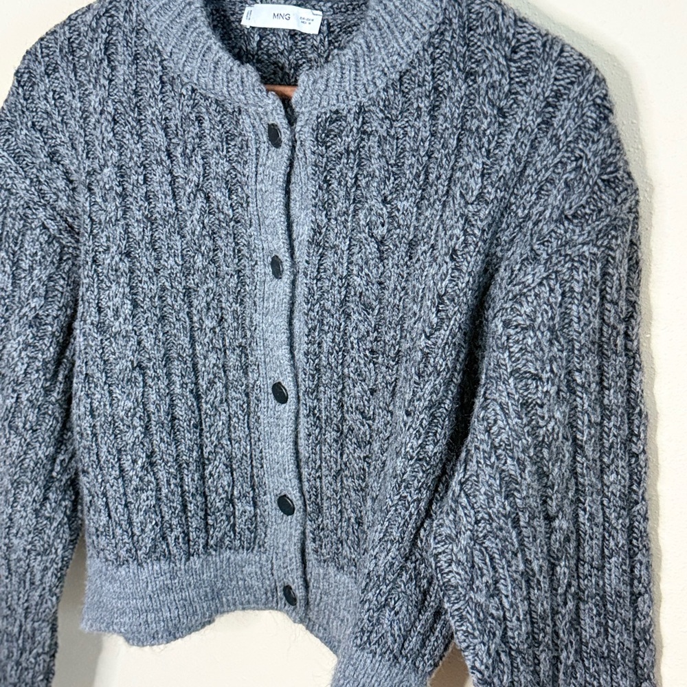 Mango MNG Cropped Ribbed Knit Cardigan Gray Button Front Medium